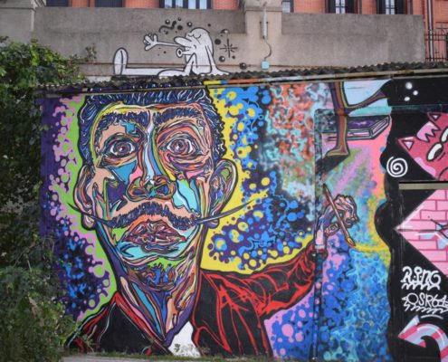 Street Art im Inneren der Tabakfabrik in Lavapiés in Madrid